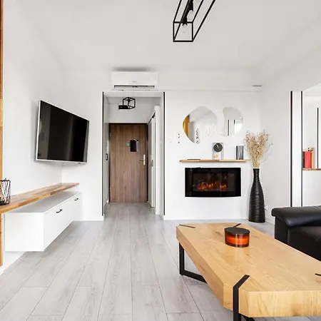 Apartament Sloneczny Planeta Apartment *